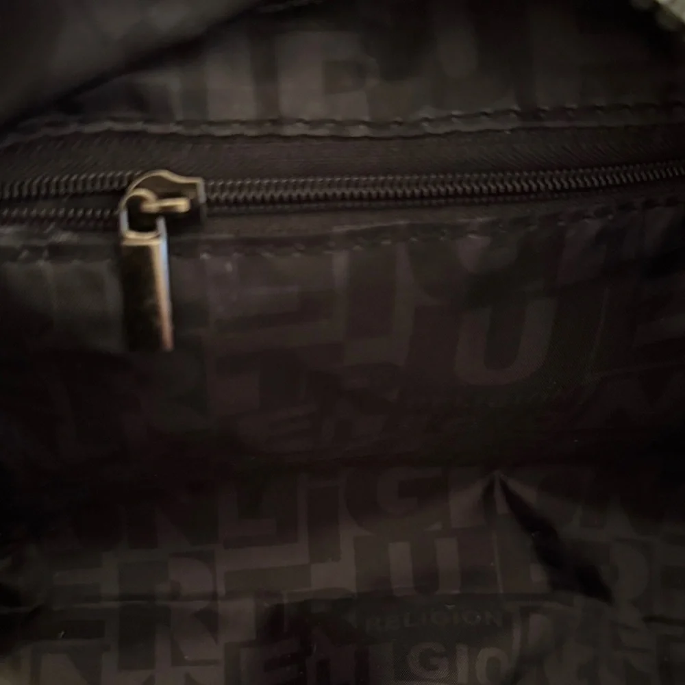 True Religion Unisex Burgundy Toiletry Bag